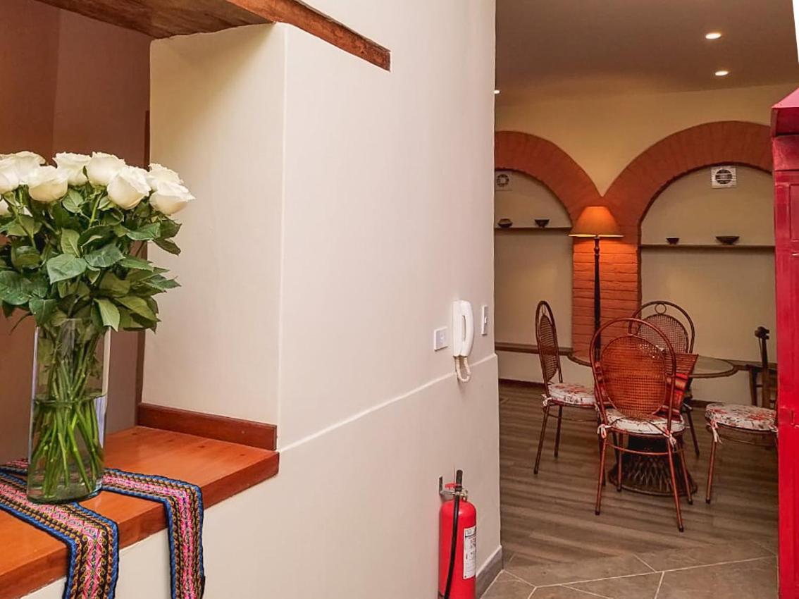 Casa Lunaloma - Boutique Apartments كويتو الغرفة الصورة