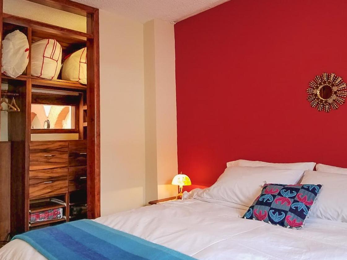 Casa Lunaloma - Boutique Apartments كويتو الغرفة الصورة